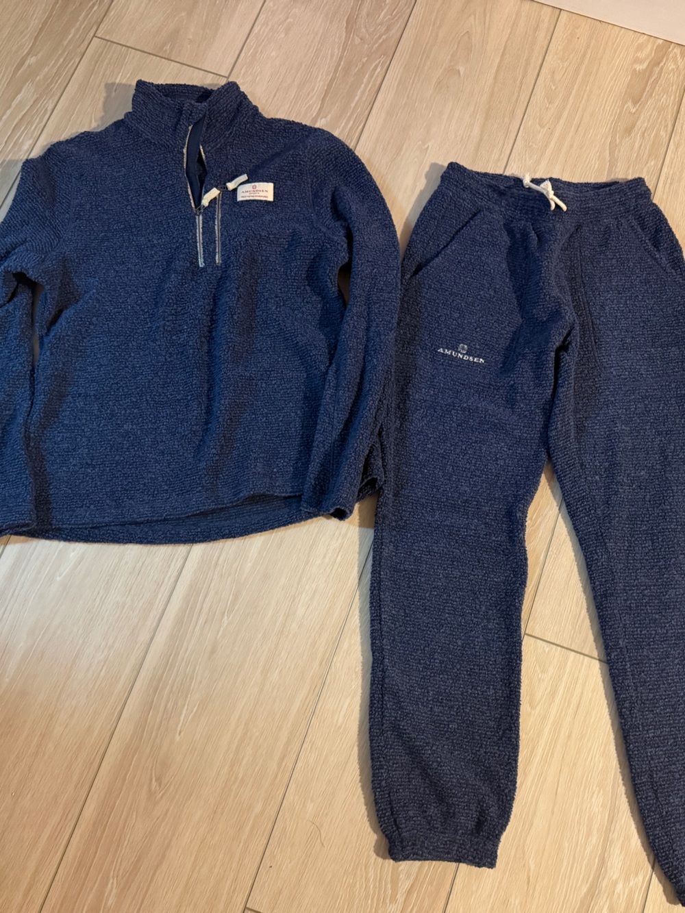 Amundsen Joggers & Zip Jacket- S/M.
